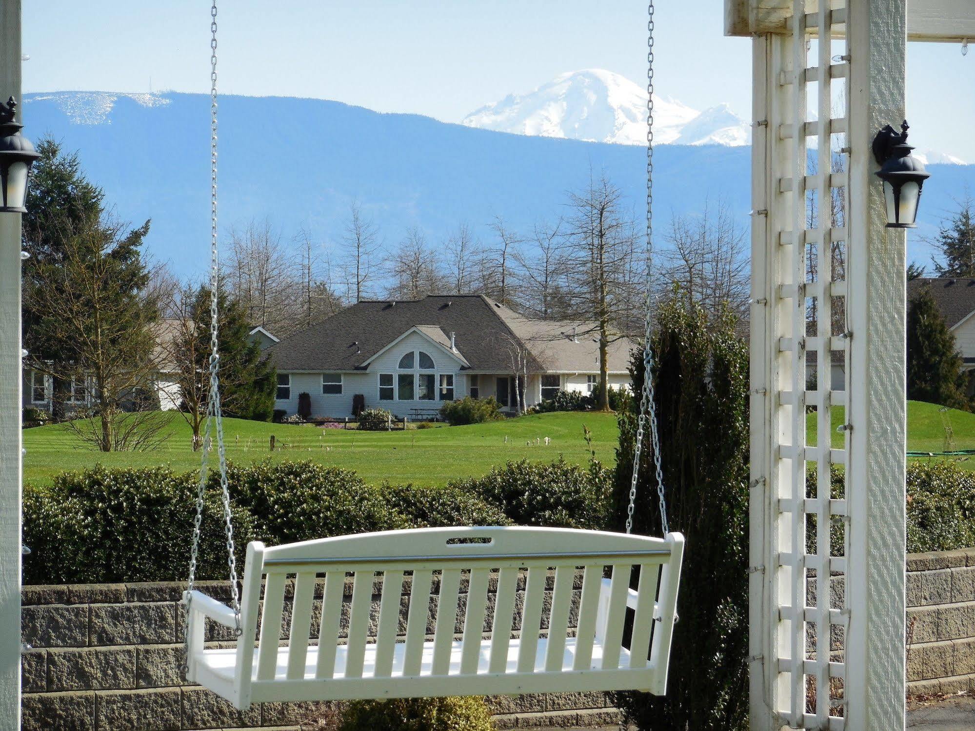 Homestead Resort Lynden Exterior photo